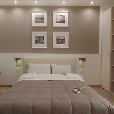 B&B Villa Monterosa Con Piscina Castronno Экстерьер фото